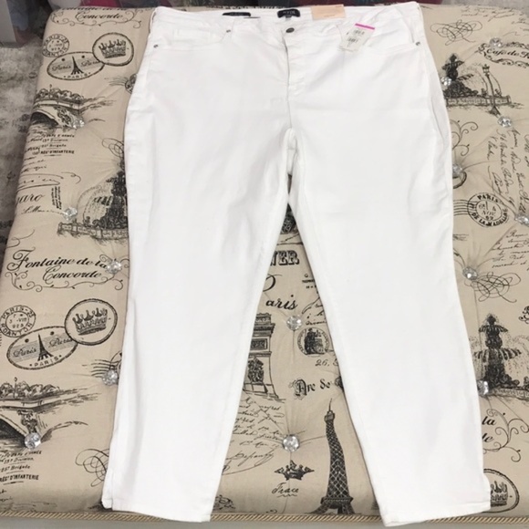 NYDJ Ami Skinny Ankle Cut Jeans - Picture 4 of 12